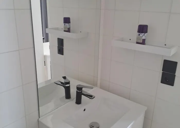 Climatise Box 5 G Résidence Odalys Saint Loup, Piscine ,parking Privé Et Superette 25 Appartamento