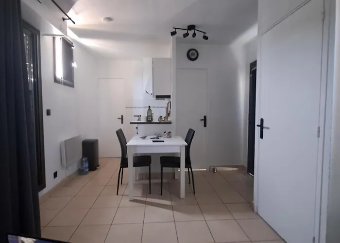 Climatise Box 5 G Résidence Odalys Saint Loup, Piscine ,parking Privé Et Superette 25 Appartamento